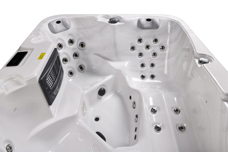 Гидромассажный спа бассейн NordicSpa Loki (Локи)